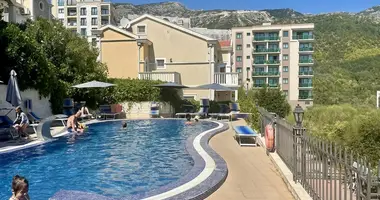 2 bedroom apartment in Becici, Montenegro