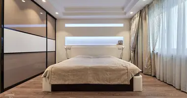 Apartamento 3 habitaciones en Minsk, Belarús