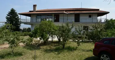 Villa 5 chambres avec Vue sur la mer, avec Vue de la ville, avec Première côte dans Plagiari, Grèce