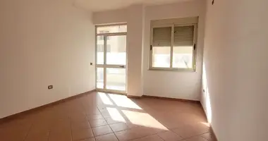 Apartamento 3 habitaciones en Durres, Albania