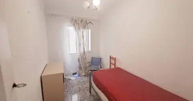 Mieszkanie 4 pokoi w Torrevieja, Hiszpania