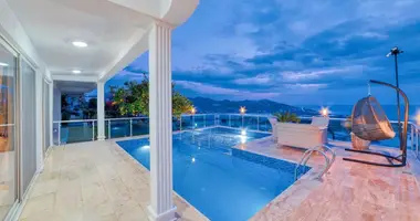Villa 6 habitaciones con aparcamiento, con Vistas al mar, con Piscina en Alanya, Turquía