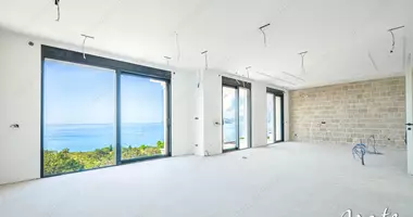 Villa 4 bedrooms with Sea view, with Garage in Budva, Montenegro