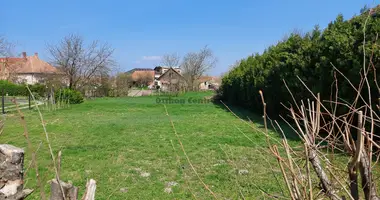 Plot of land in Doemsoed, Hungary