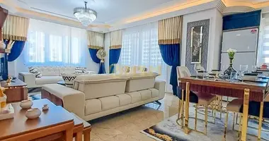 2 bedroom apartment in Mahmutlar, Turkey