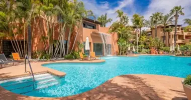 3 bedroom apartment in Marbella, Spain