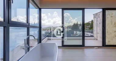 4 bedroom house in Krasici, Montenegro