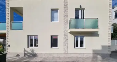 Дуплекс 10 комнат в Рогозница, Хорватия