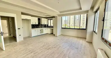 2 bedroom apartment in Mezitli, Turkey