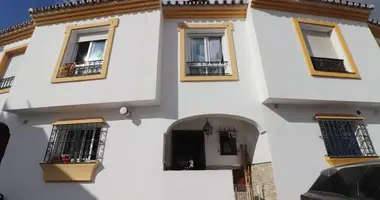 Haus 3 Schlafzimmer in San Pedro Alcantara, Spanien