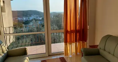 Wohnung 2 Schlafzimmer in Sutomore, Montenegro