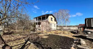 Maison dans Piarezyrski siel ski Saviet, Biélorussie