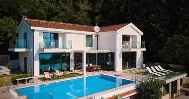 Villa 4 bedrooms in Herceg Novi, Montenegro