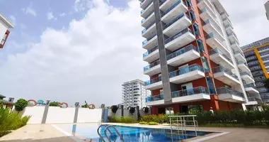 2 bedroom apartment in Mahmutlar, Turkey