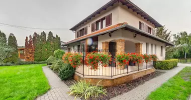 5 room house in Szigetszentmiklos, Hungary