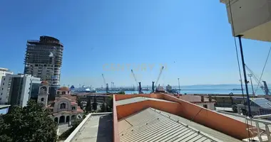 2+1 FOR RENT IN THE CENTER OF DURRES, PALLATI FLY RUGA PORTI! в Дуррес, Албания