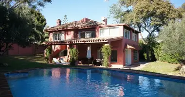 Villa  mit Möbliert, mit Terrasse, mit Zentralheizung in Serrania, Spanien