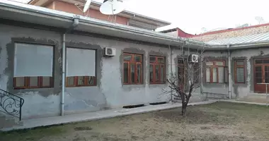 Дом 5 комнат в Ташкент, Узбекистан