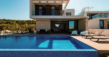 Villa 4 bedrooms in Ayia Napa, Cyprus