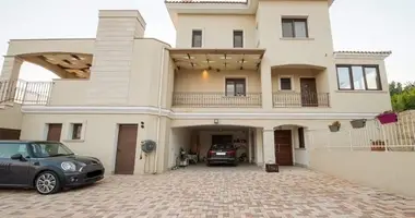 6 bedroom house in Peyia, Cyprus