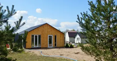 Maison dans Astrosycki siel ski Saviet, Biélorussie