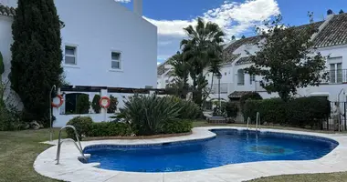 Haus 3 Schlafzimmer in Marbella, Spanien