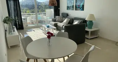 Wohnung 2 Schlafzimmer in Estepona, Spanien