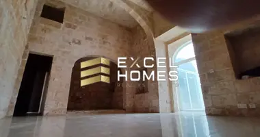 Townhouse 4 bedrooms in Żurrieq, Malta