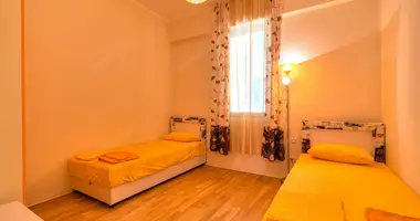 Wohnung 2 Schlafzimmer in Becici, Montenegro