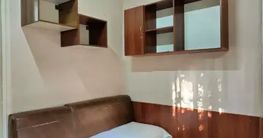Другое 2 комнаты со стеклопакетами, с балконом, с подвалом в Ташкент, Узбекистан