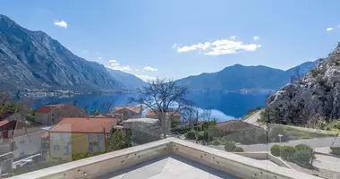 Wohnung 3 Schlafzimmer in Kotor, Montenegro