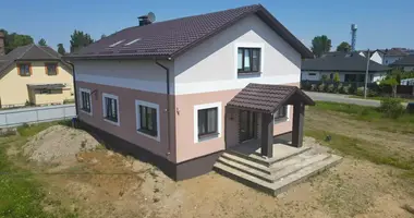 Cottage in Karaliova, Belarus