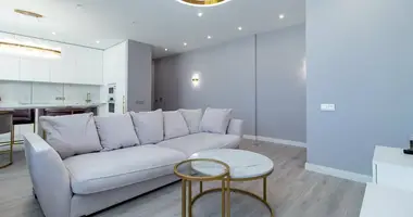 Apartamento 3 habitaciones en Minsk, Bielorrusia