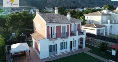 4 bedroom house in Finestrat, Spain