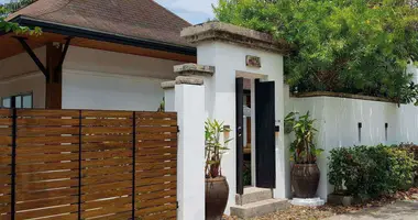 Villa 3 bedrooms with parking, with Furnitured, with Air conditioner in Phuket, Thailand