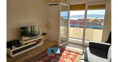 Apartamento 2 habitaciones en Kastel Gomilica, Croacia