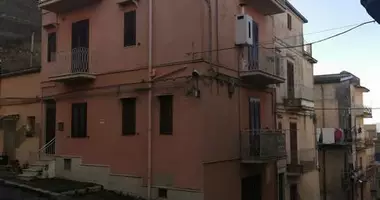 Szeregowiec w Cianciana, Włochy