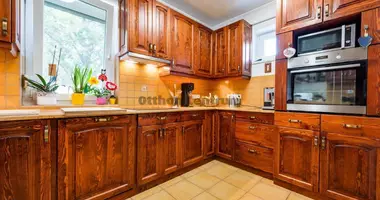 6 room house in Biatorbagy, Hungary