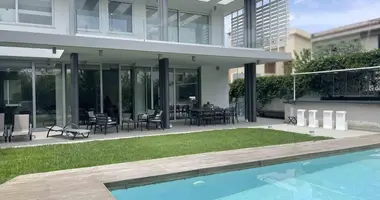 Casa 5 habitaciones en Strovolos, Chipre