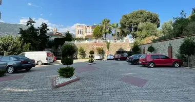 Mieszkanie 4 pokoi z winda, z widok na morze, z basen w Mahmutlar, Turcja