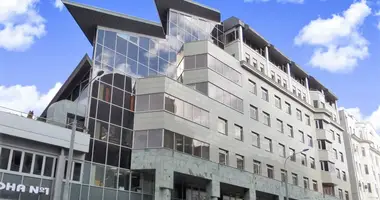 Office 6 800 m² in Central Administrative Okrug, Russia