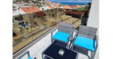 Apartamento 3 habitaciones en Sutivan, Croacia