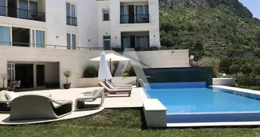 Villa 4 chambres avec Meublesd, avec Climatiseur, avec Vue sur la mer dans Blizikuce, Monténégro