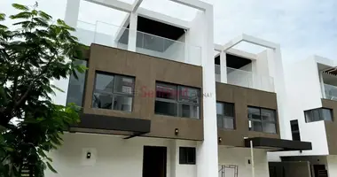 Apartamento 4 habitaciones en Acra, Ghana