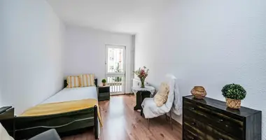 Mieszkanie 2 pokoi w Poznań, Polska