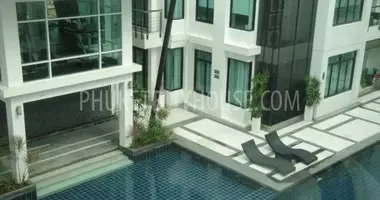 Condo 3 bedrooms in Phuket, Thailand