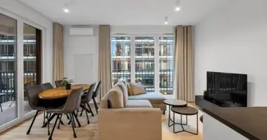 Apartamento 3 habitaciones en Varsovia, Polonia