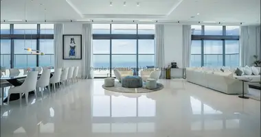 Appartement 4 chambres dans Germasogeia, Chypre