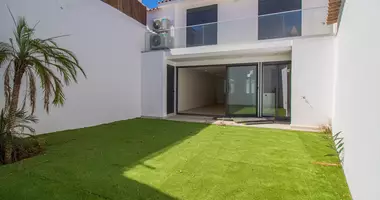 Townhouse 4 bedrooms in Portugal