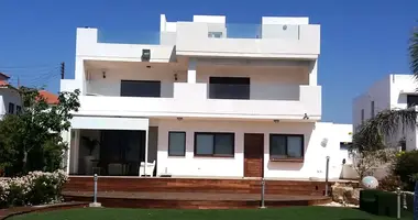 Villa 1 Zimmer in Zygi, Cyprus